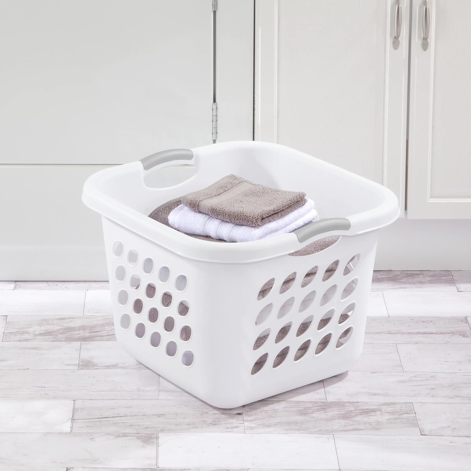 PEtbon 1.5 Bushel Square Plastic Laundry Basket with Handles, White - Image 3